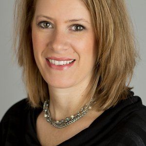 Meet your Posher, Monica